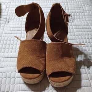 Altar'd States women shoes size medium